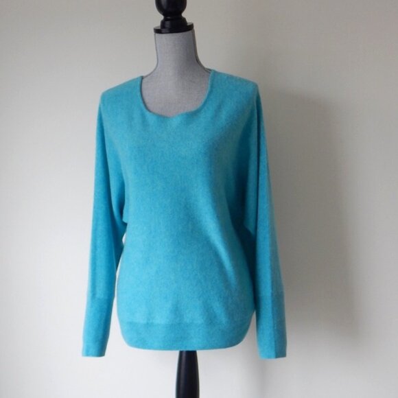 TAHARI Luxe100% 2- PLY CASHMERE Sweater Wholecut Sleeve Round Neck Turquoise NWT - Picture 1 of 6